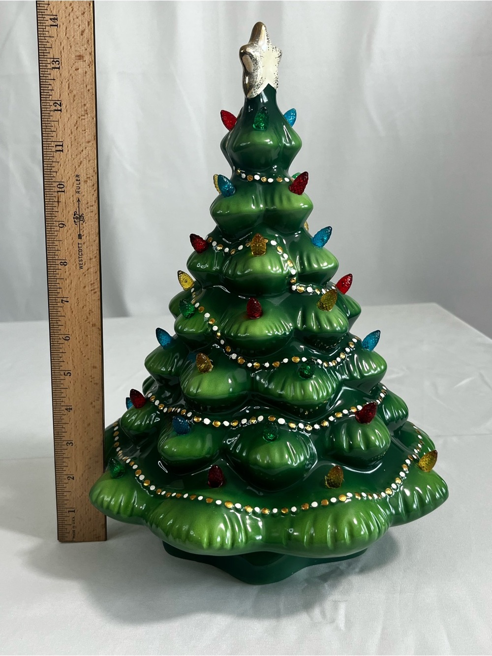 Lenox Treasured Traditions 13.5” Lit Tree Figurine Green Christmas Ceramic - Picture 7 of 12